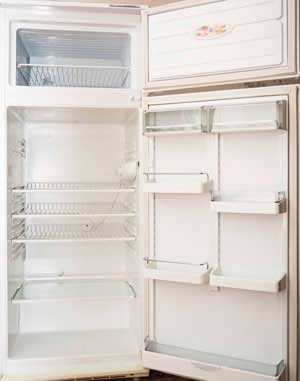 двухкамерный-холодильник-Атлант-с-верхней-морозильной-камерой